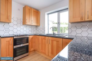 Annexe - Kitchen- click for photo gallery